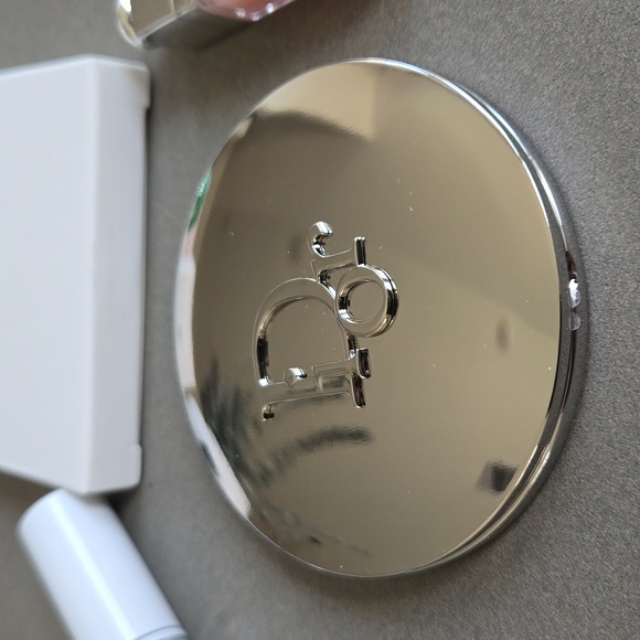 BRAND New in box never used DIOR Mirror with Dior logo oblique silver - Picture 2 of 5
